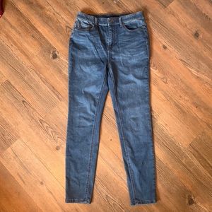 Matilda Jane Size 8 Tummy Control Jeans
